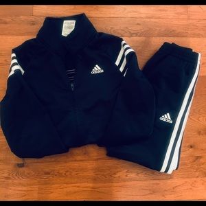 Adidas Sweatsuit